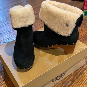 Black UGG Lynnea booties barely worn